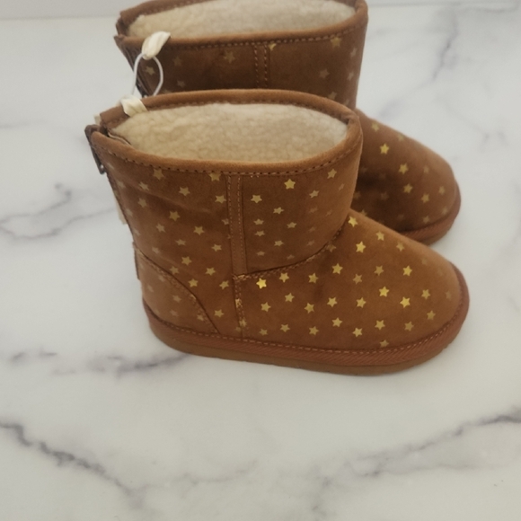 GAP Tan Starry Kids Boots - Picture 1 of 4